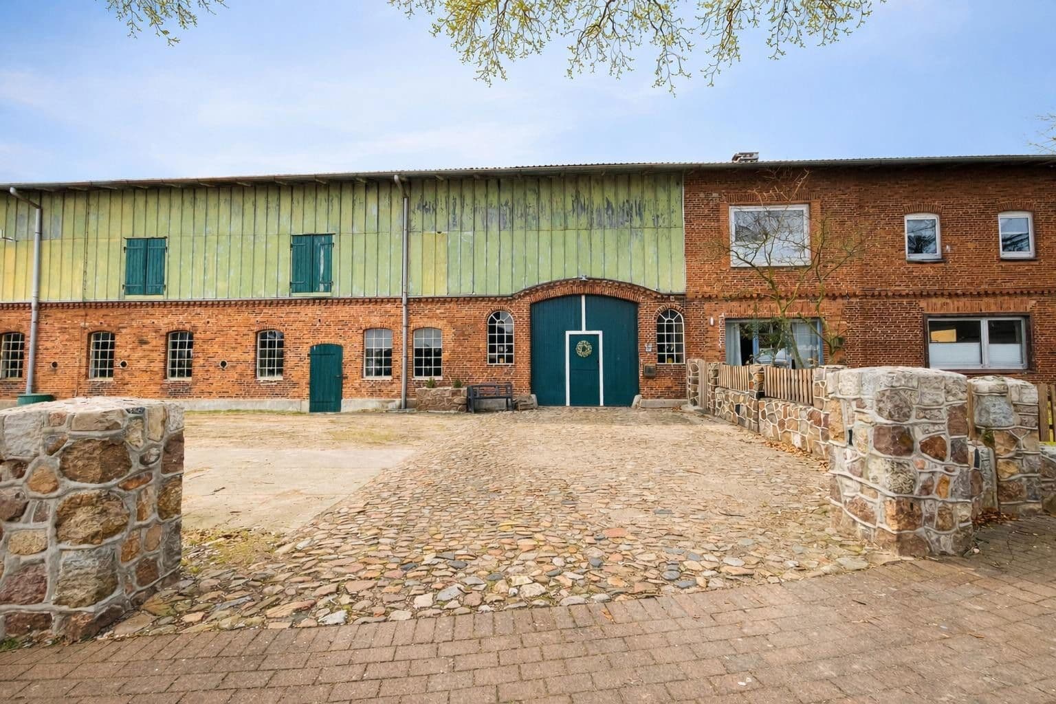 Prodej domu 269 m², pozemek 3.368 m², Luhnstedt, Šlesvicko-Holštýnsko Prodej domu 269 m², pozemek 3.368 m², Luhnstedt, Šlesvicko-Holštýnsko