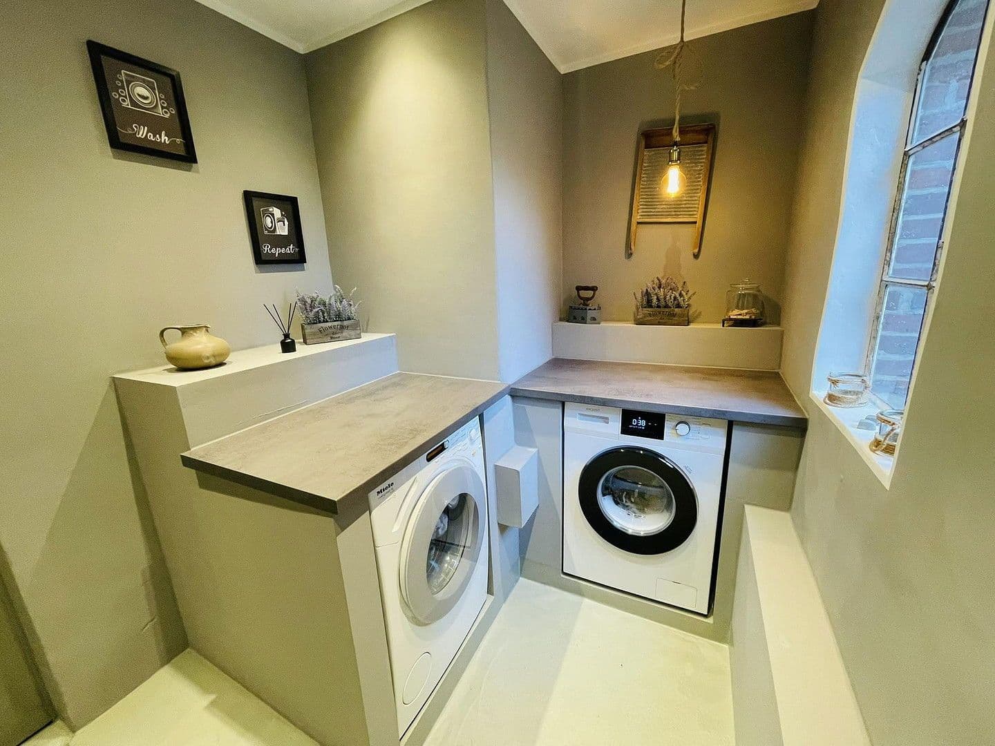 Prodej domu 269 m², pozemek 3.368 m², Luhnstedt, Šlesvicko-Holštýnsko Prodej domu 269 m², pozemek 3.368 m², Luhnstedt, Šlesvicko-Holštýnsko