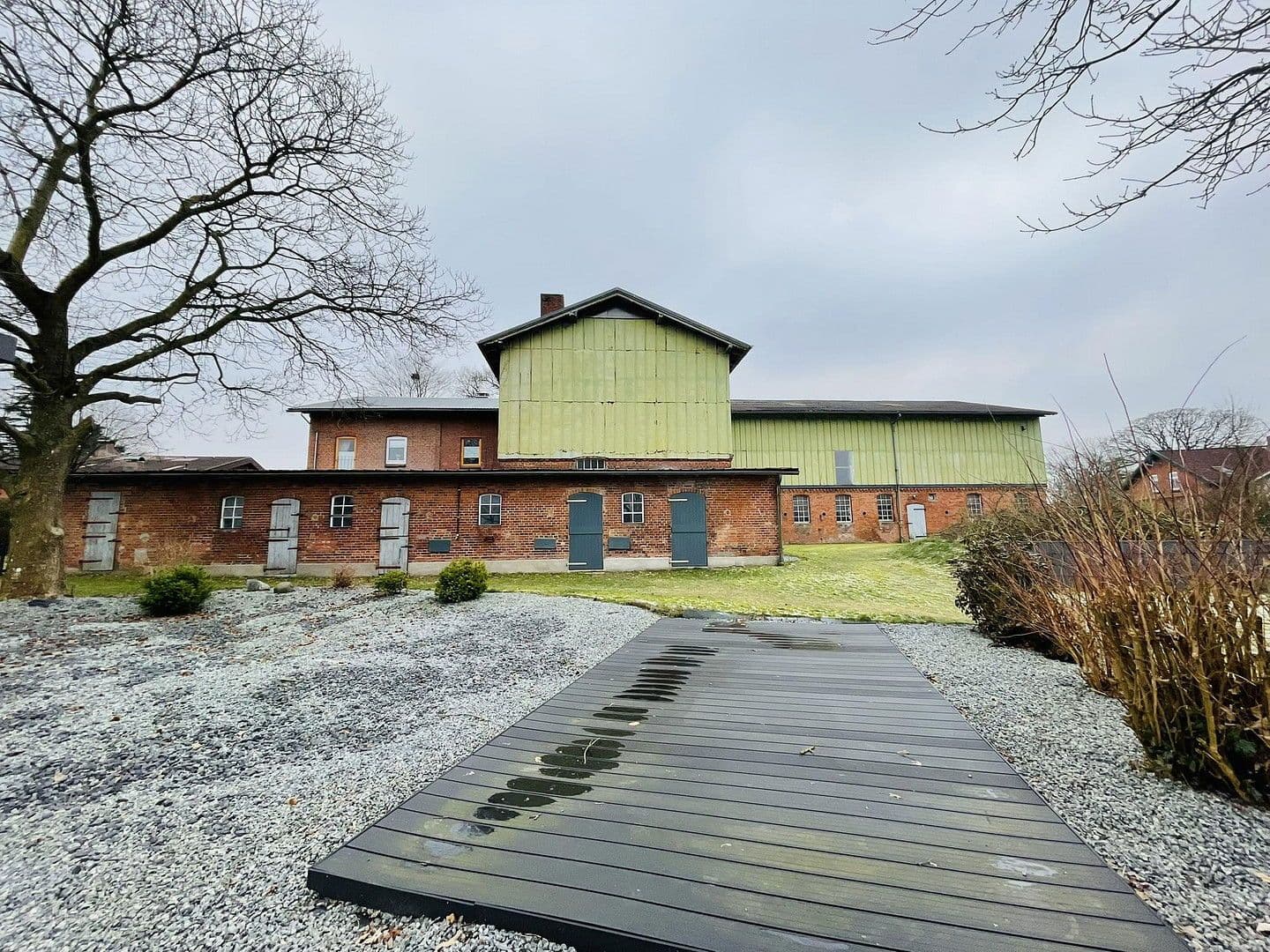 Prodej domu 269 m², pozemek 3.368 m², Luhnstedt, Šlesvicko-Holštýnsko Prodej domu 269 m², pozemek 3.368 m², Luhnstedt, Šlesvicko-Holštýnsko