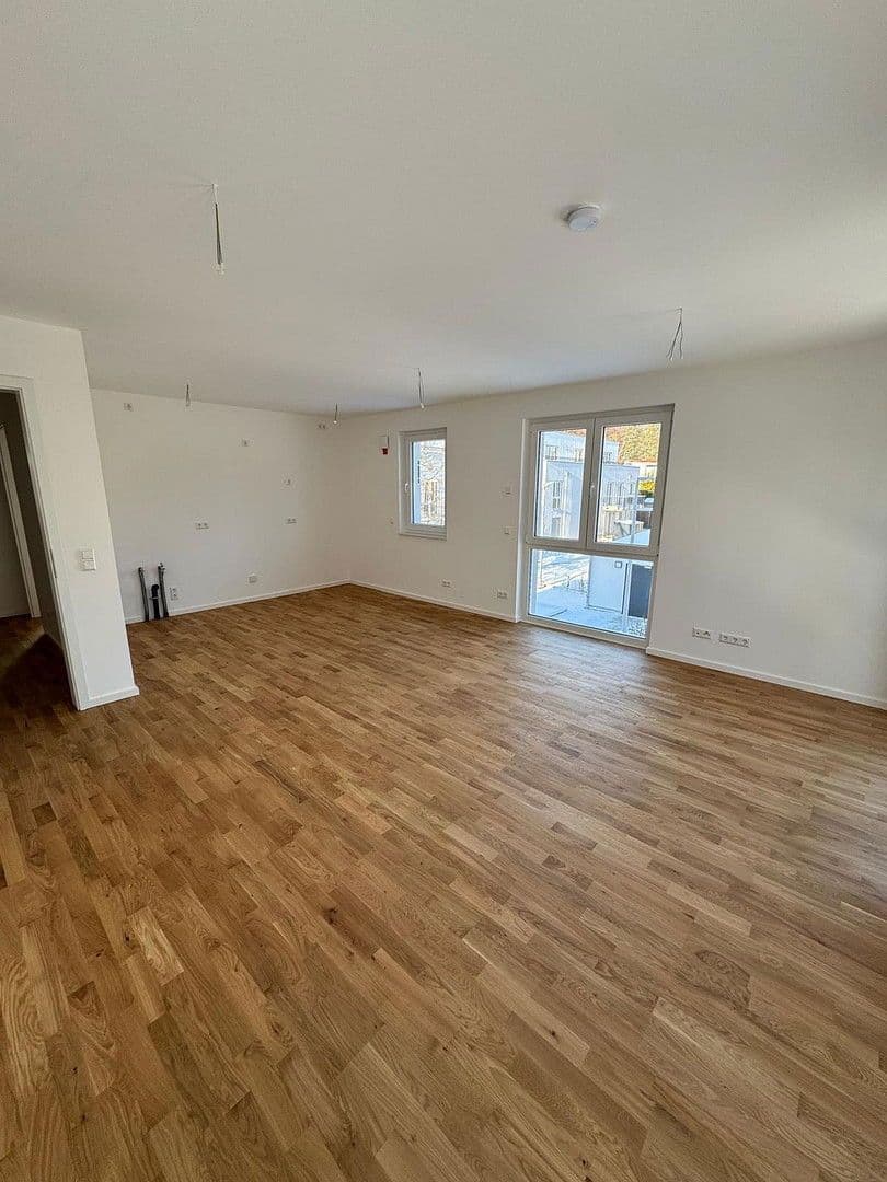 Pronájem bytu 3+1 76 m², Bahnhofstraße 108, Blankenfelde-Mahlow, Braniborsko Pronájem bytu 3+1 76 m², Bahnhofstraße 108, Blankenfelde-Mahlow, Braniborsko