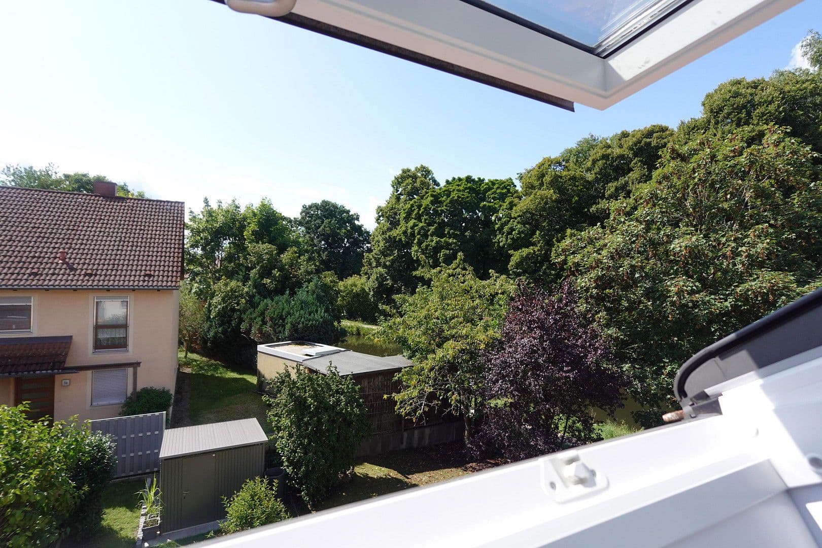 Prodej domu 146 m², pozemek 182 m², Klingerstraße 7b, Nürnberg, Bavorsko Prodej domu 146 m², pozemek 182 m², Klingerstraße 7b, Nürnberg, Bavorsko