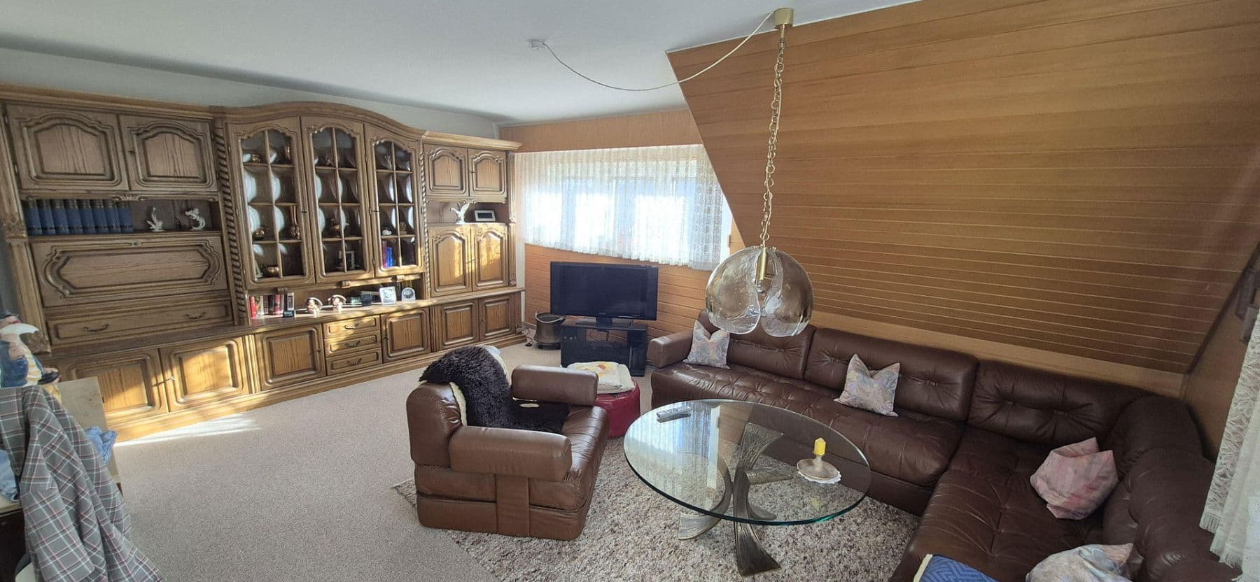 Prodej domu 187 m², pozemek 487 m², Mühlacker, Bádensko-Württembersko Prodej domu 187 m², pozemek 487 m², Mühlacker, Bádensko-Württembersko