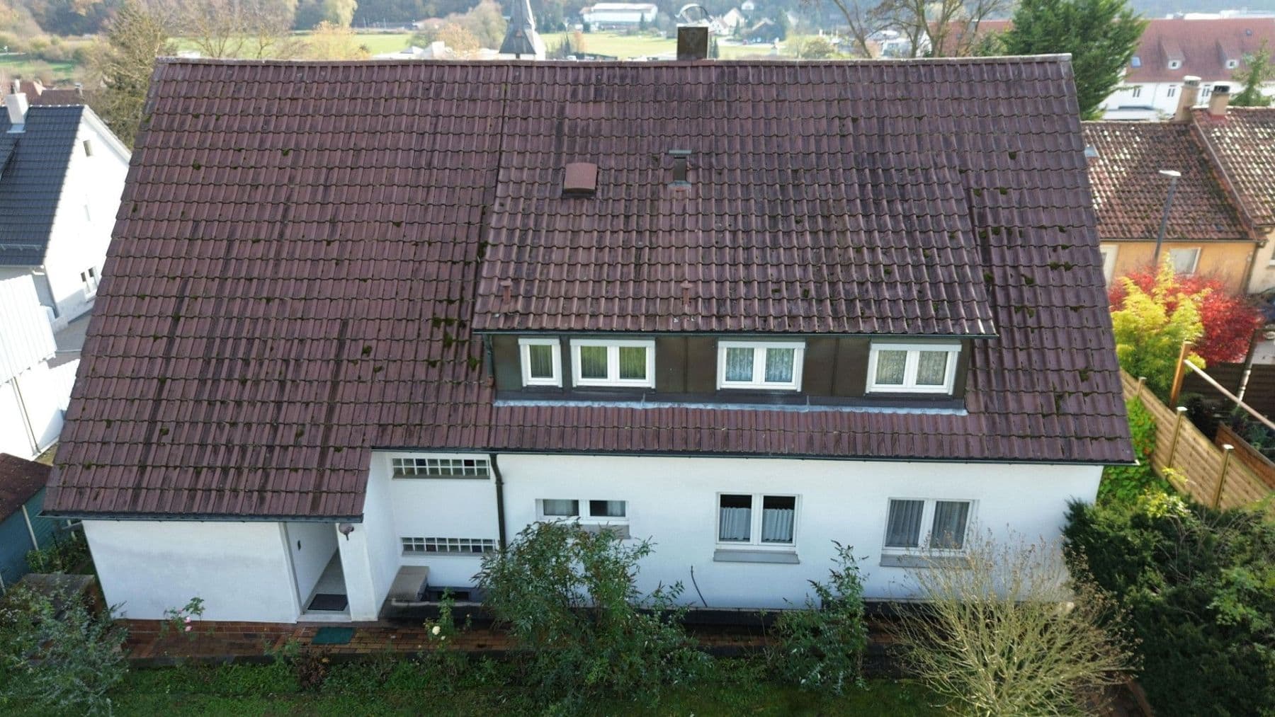 Prodej domu 187 m², pozemek 487 m², Mühlacker, Bádensko-Württembersko Prodej domu 187 m², pozemek 487 m², Mühlacker, Bádensko-Württembersko