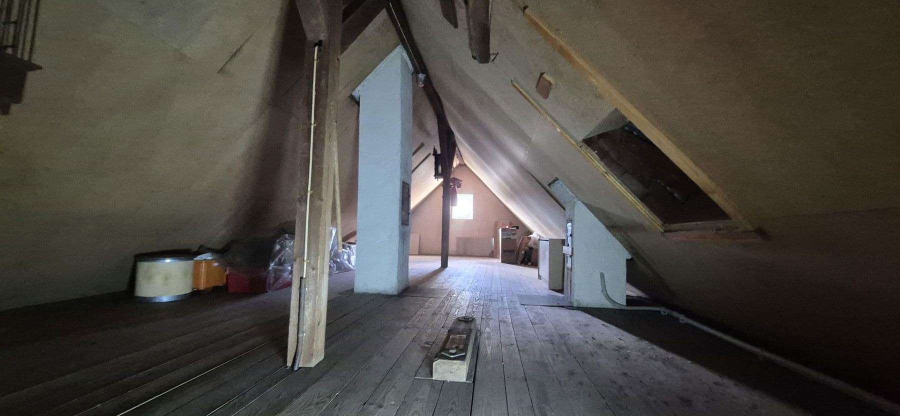 Prodej domu 187 m², pozemek 487 m², Mühlacker, Bádensko-Württembersko Prodej domu 187 m², pozemek 487 m², Mühlacker, Bádensko-Württembersko