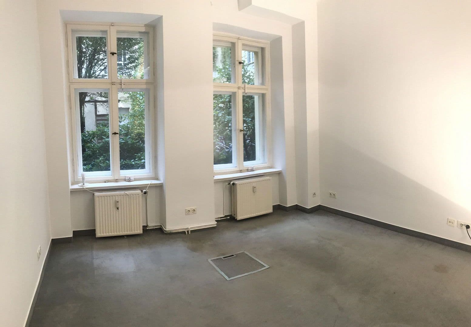 Pronájem kanceláře 135 m², Niebuhrstr. 36, Berlin, Berlín Pronájem kanceláře 135 m², Niebuhrstr. 36, Berlin, Berlín