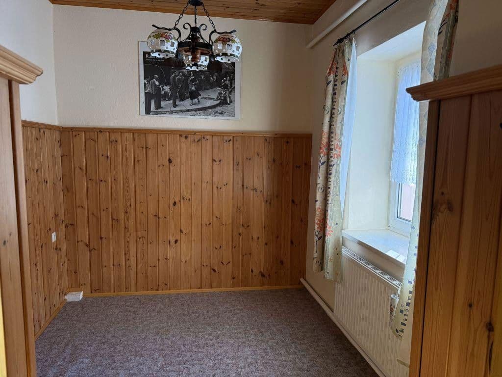 Prodej domu 190 m², pozemek 2.200 m², Markersdorf 42, Berga-Wünschendorf, Durynsko Prodej domu 190 m², pozemek 2.200 m², Markersdorf 42, Berga-Wünschendorf, Durynsko