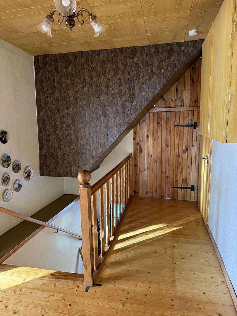 Prodej domu 190 m², pozemek 2.200 m², Markersdorf 42, Berga-Wünschendorf, Durynsko Prodej domu 190 m², pozemek 2.200 m², Markersdorf 42, Berga-Wünschendorf, Durynsko