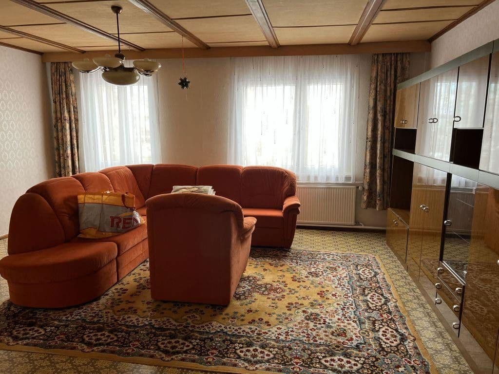 Prodej domu 190 m², pozemek 2.200 m², Markersdorf 42, Berga-Wünschendorf, Durynsko Prodej domu 190 m², pozemek 2.200 m², Markersdorf 42, Berga-Wünschendorf, Durynsko