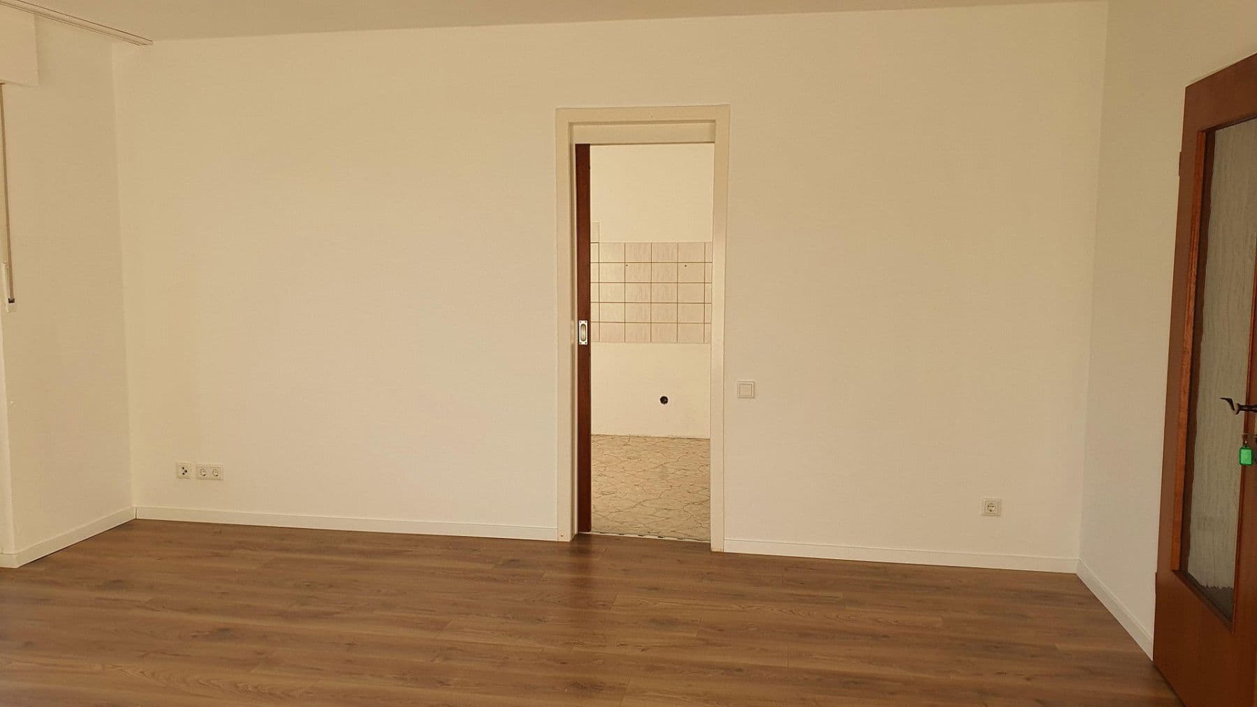 Pronájem bytu 3+kk 82 m², Duisburg, Severní Porýní-Vestfálsko Pronájem bytu 3+kk 82 m², Duisburg, Severní Porýní-Vestfálsko