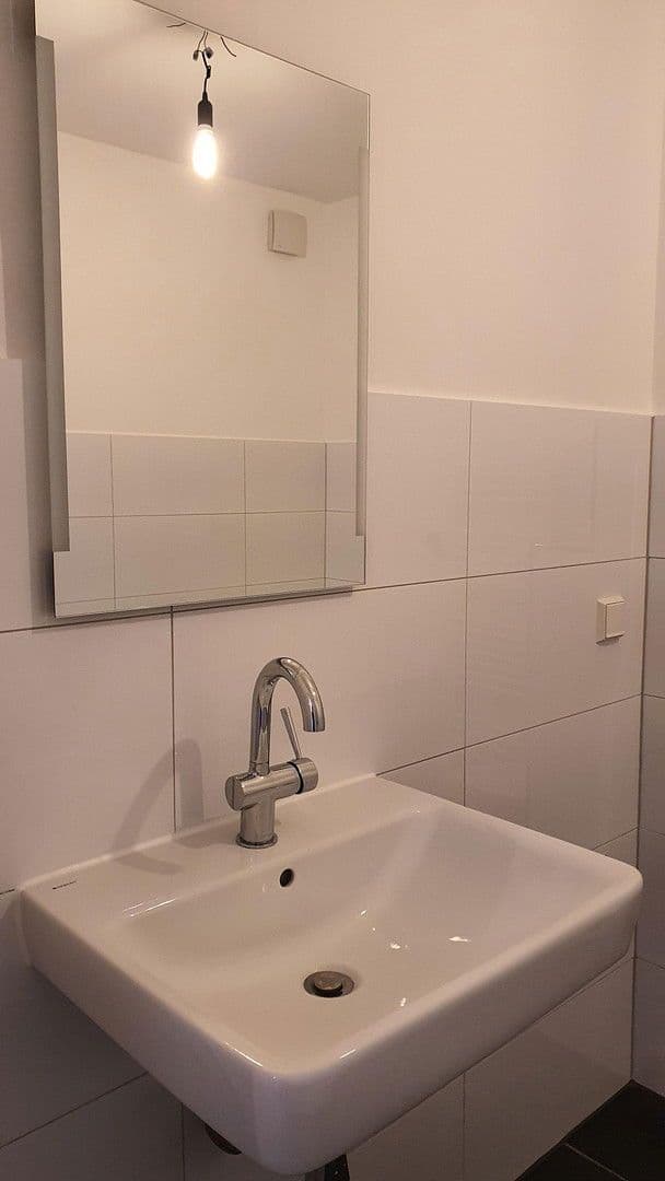 Pronájem bytu 3+kk 82 m², Duisburg, Severní Porýní-Vestfálsko Pronájem bytu 3+kk 82 m², Duisburg, Severní Porýní-Vestfálsko