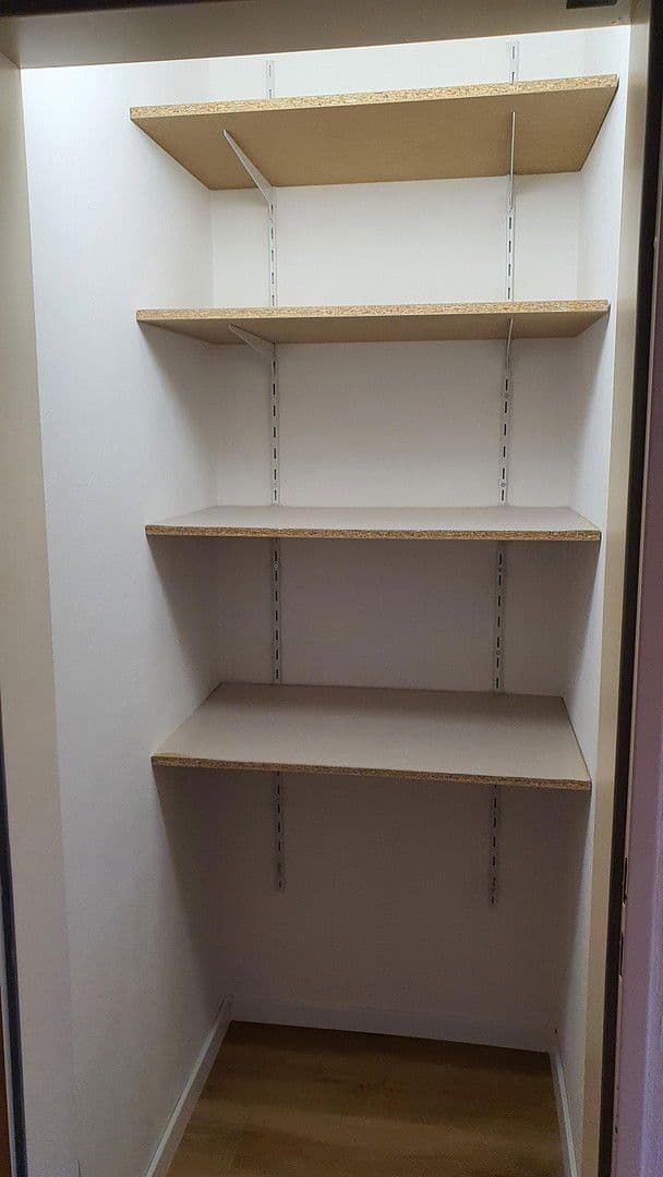 Pronájem bytu 3+kk 82 m², Duisburg, Severní Porýní-Vestfálsko Pronájem bytu 3+kk 82 m², Duisburg, Severní Porýní-Vestfálsko