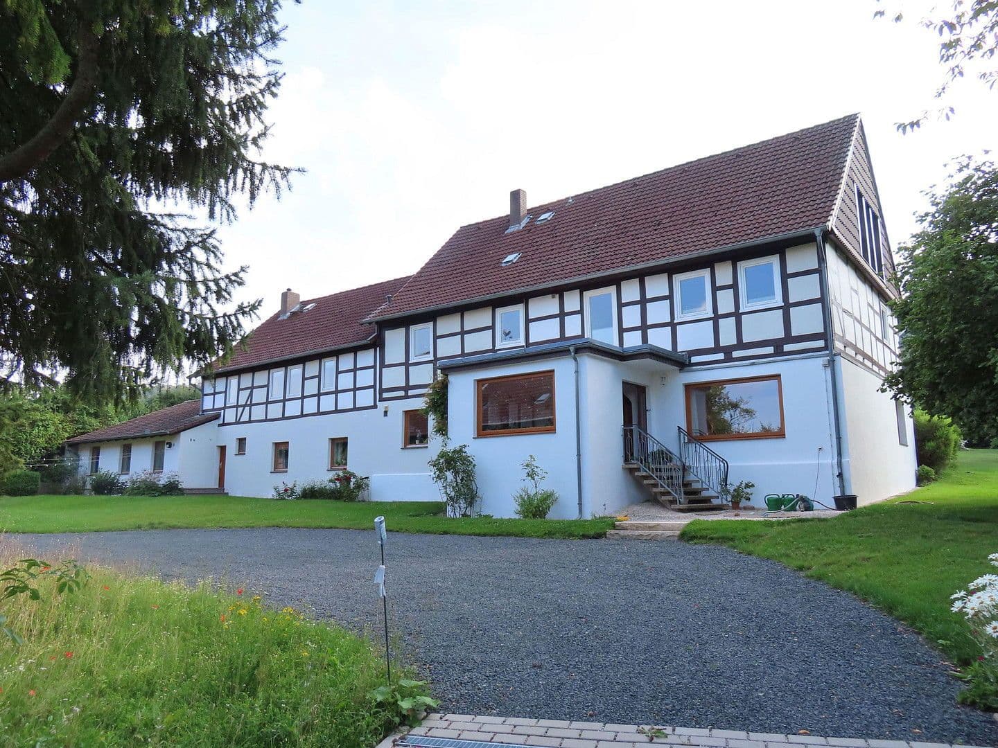 Prodej domu 570 m², pozemek 10.000 m², Duingen, Dolní Sasko Prodej domu 570 m², pozemek 10.000 m², Duingen, Dolní Sasko