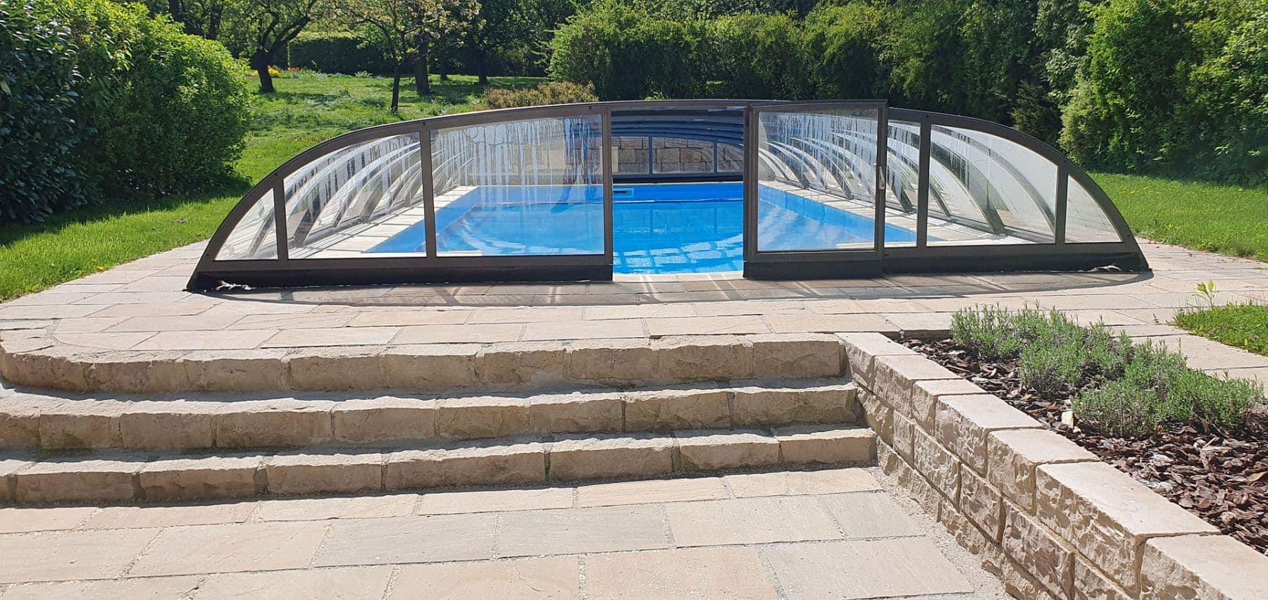 Prodej domu 570 m², pozemek 10.000 m², Duingen, Dolní Sasko Prodej domu 570 m², pozemek 10.000 m², Duingen, Dolní Sasko