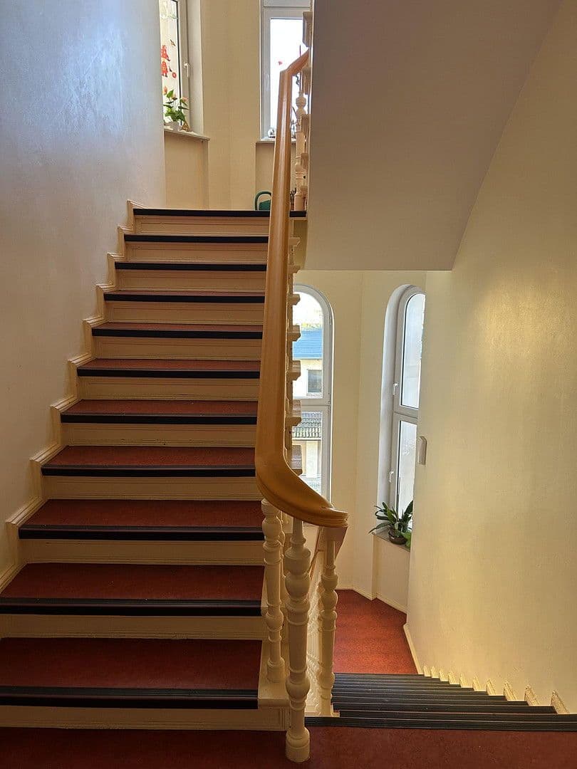 Pronájem bytu 4+1 139 m², Bahnhofstraße 23, Rathenow, Braniborsko Pronájem bytu 4+1 139 m², Bahnhofstraße 23, Rathenow, Braniborsko