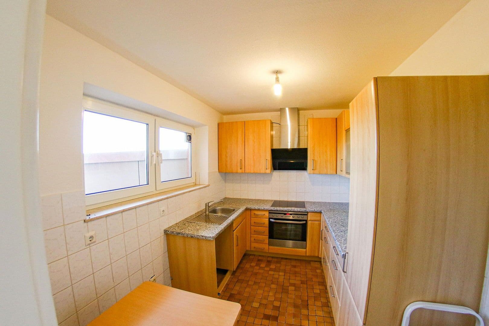 Pronájem bytu 3+kk 94 m², Hemmingen, Bádensko-Württembersko Pronájem bytu 3+kk 94 m², Hemmingen, Bádensko-Württembersko