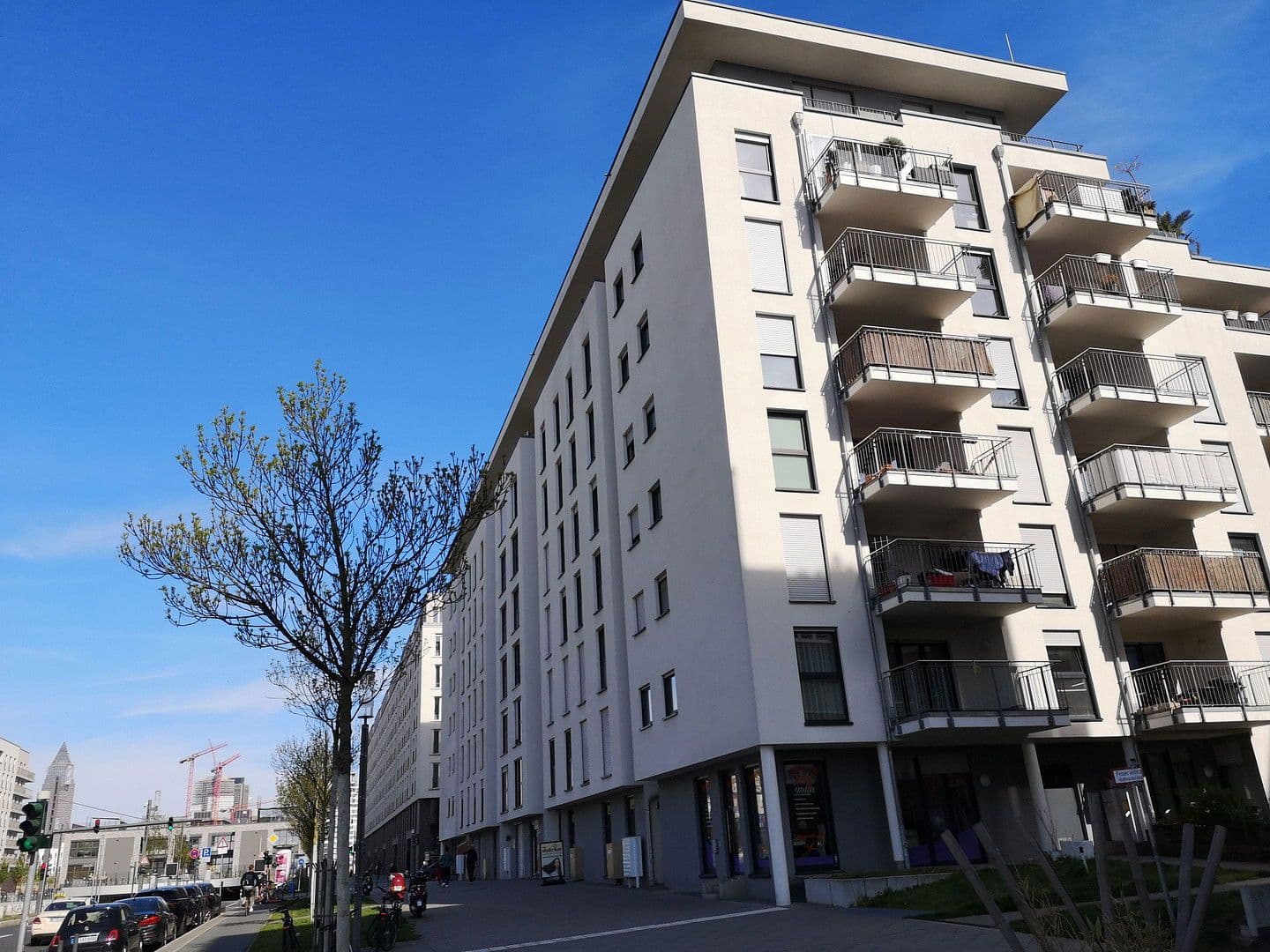 Prodej bytu 3+1 74 m², Europa-Allee 145, Frankfurt am Main, Hessen Prodej bytu 3+1 74 m², Europa-Allee 145, Frankfurt am Main, Hessen