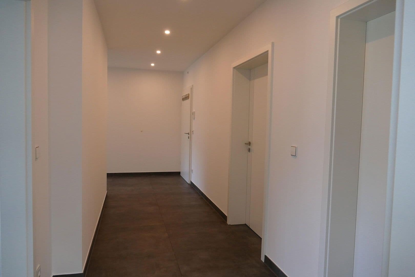 Prodej bytu 4+kk 97 m², Schwaikheim, Bádensko-Württembersko Prodej bytu 4+kk 97 m², Schwaikheim, Bádensko-Württembersko