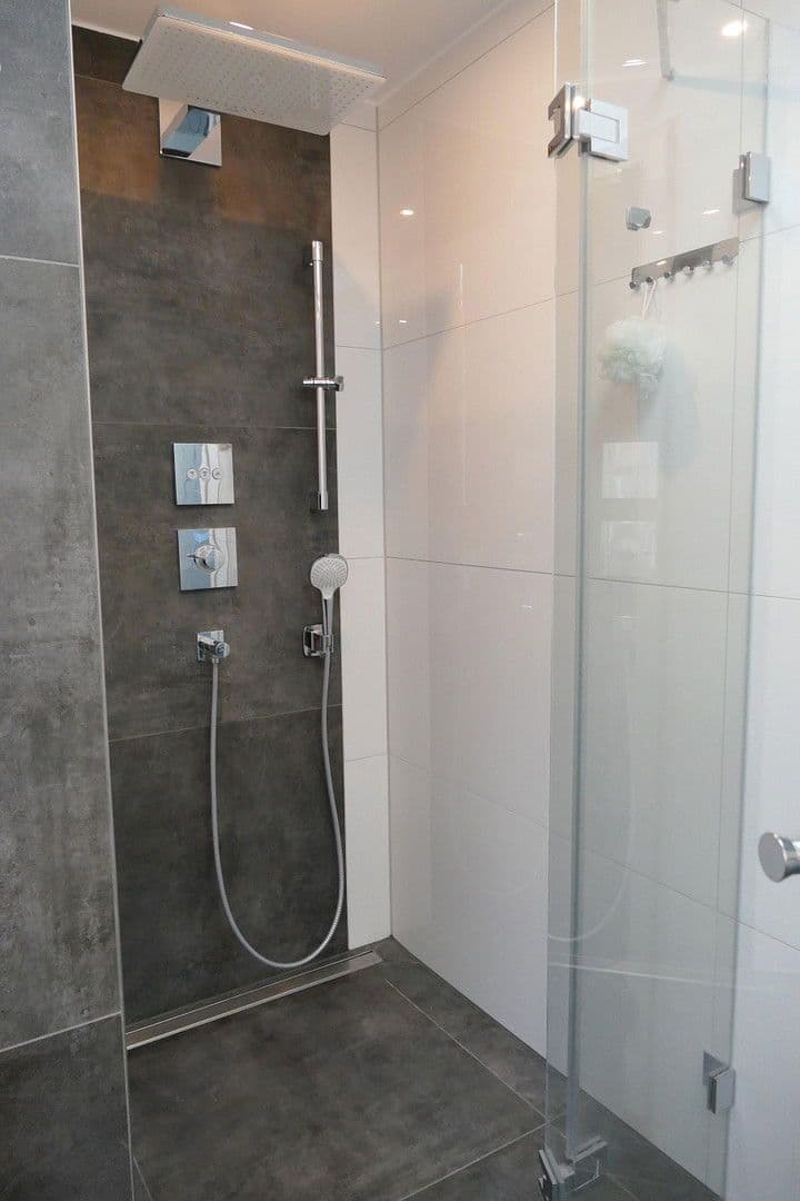 Prodej bytu 4+kk 97 m², Schwaikheim, Bádensko-Württembersko Prodej bytu 4+kk 97 m², Schwaikheim, Bádensko-Württembersko