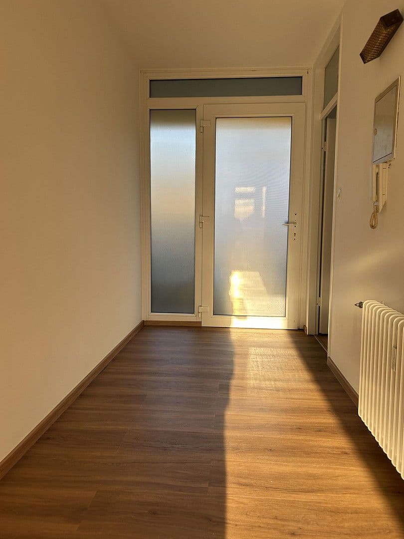 Pronájem bytu 1+1 43 m², Otto-Hahn-Str., Laatzen, Dolní Sasko Pronájem bytu 1+1 43 m², Otto-Hahn-Str., Laatzen, Dolní Sasko