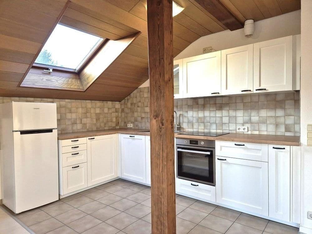 Pronájem bytu 3+1 98 m², Hünstetten, Hessen Pronájem bytu 3+1 98 m², Hünstetten, Hessen