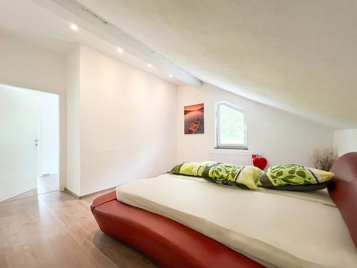 Prodej domu 230 m², pozemek 3.125 m², Hausham 11, Pfaffing, Horní Rakousko Prodej domu 230 m², pozemek 3.125 m², Hausham 11, Pfaffing, Horní Rakousko