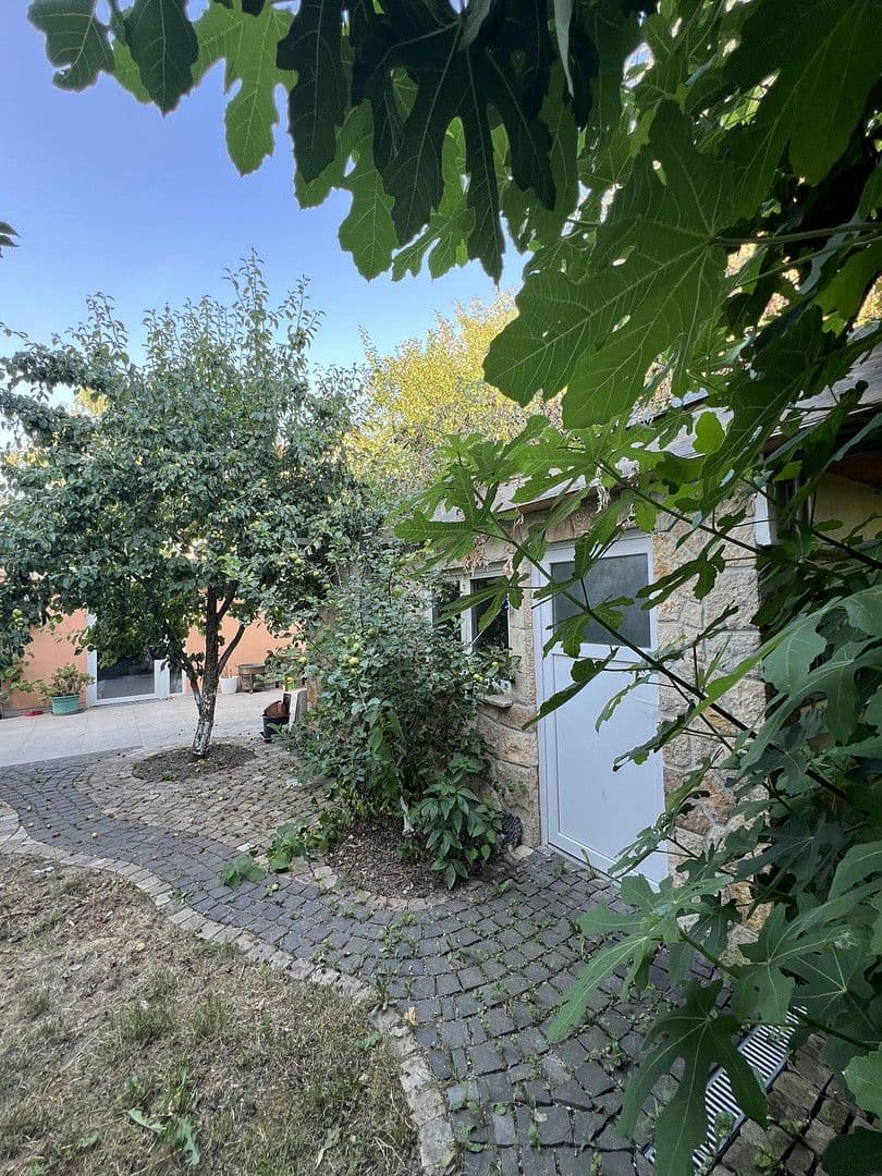 Pronájem bytu 4+kk 128 m², freiburg, Bádensko-Württembersko Pronájem bytu 4+kk 128 m², freiburg, Bádensko-Württembersko