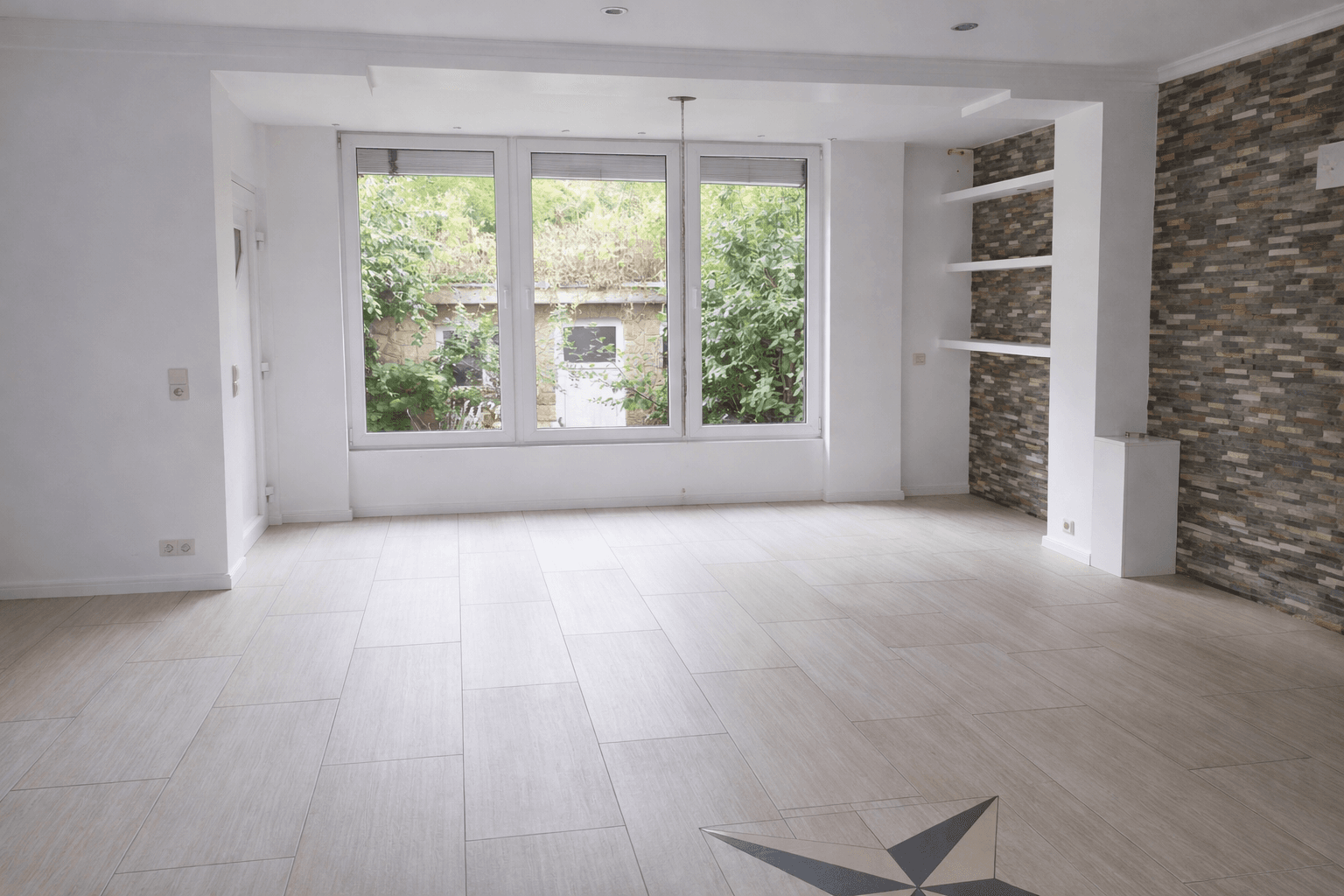 Pronájem bytu 4+kk 128 m², freiburg, Bádensko-Württembersko Pronájem bytu 4+kk 128 m², freiburg, Bádensko-Württembersko