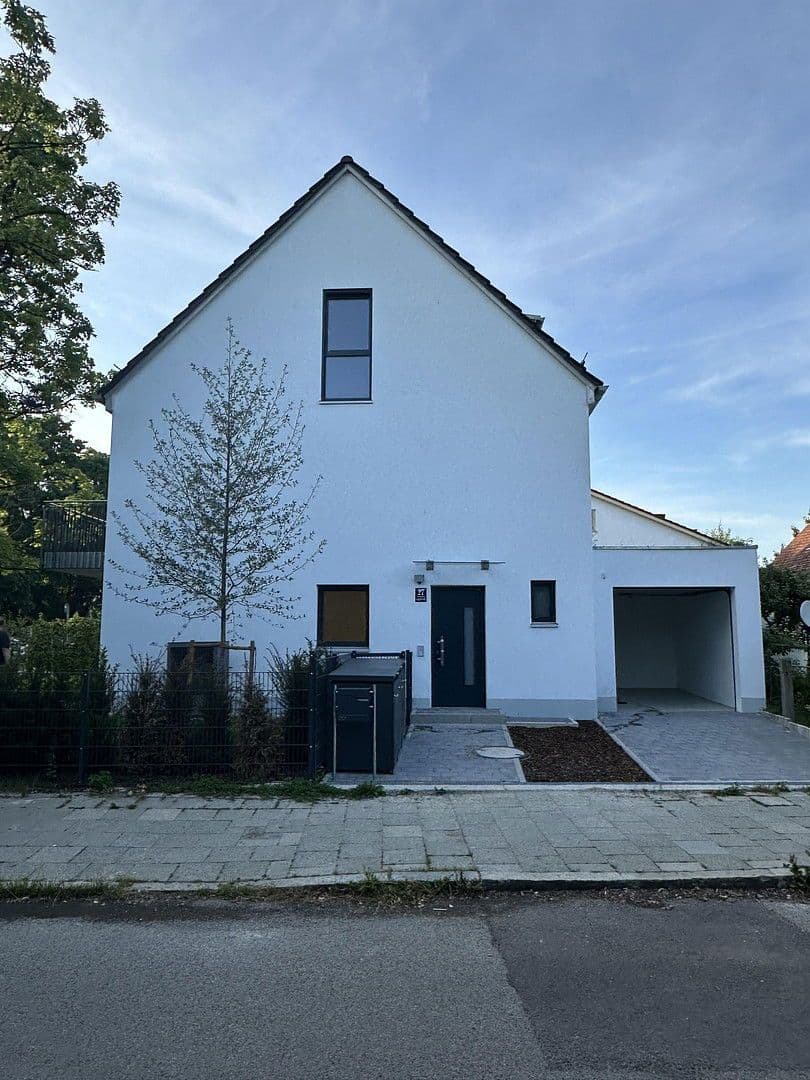 Prodej domu 127 m², pozemek 203 m², Langbehnstr. 27, München, Bavorsko Prodej domu 127 m², pozemek 203 m², Langbehnstr. 27, München, Bavorsko