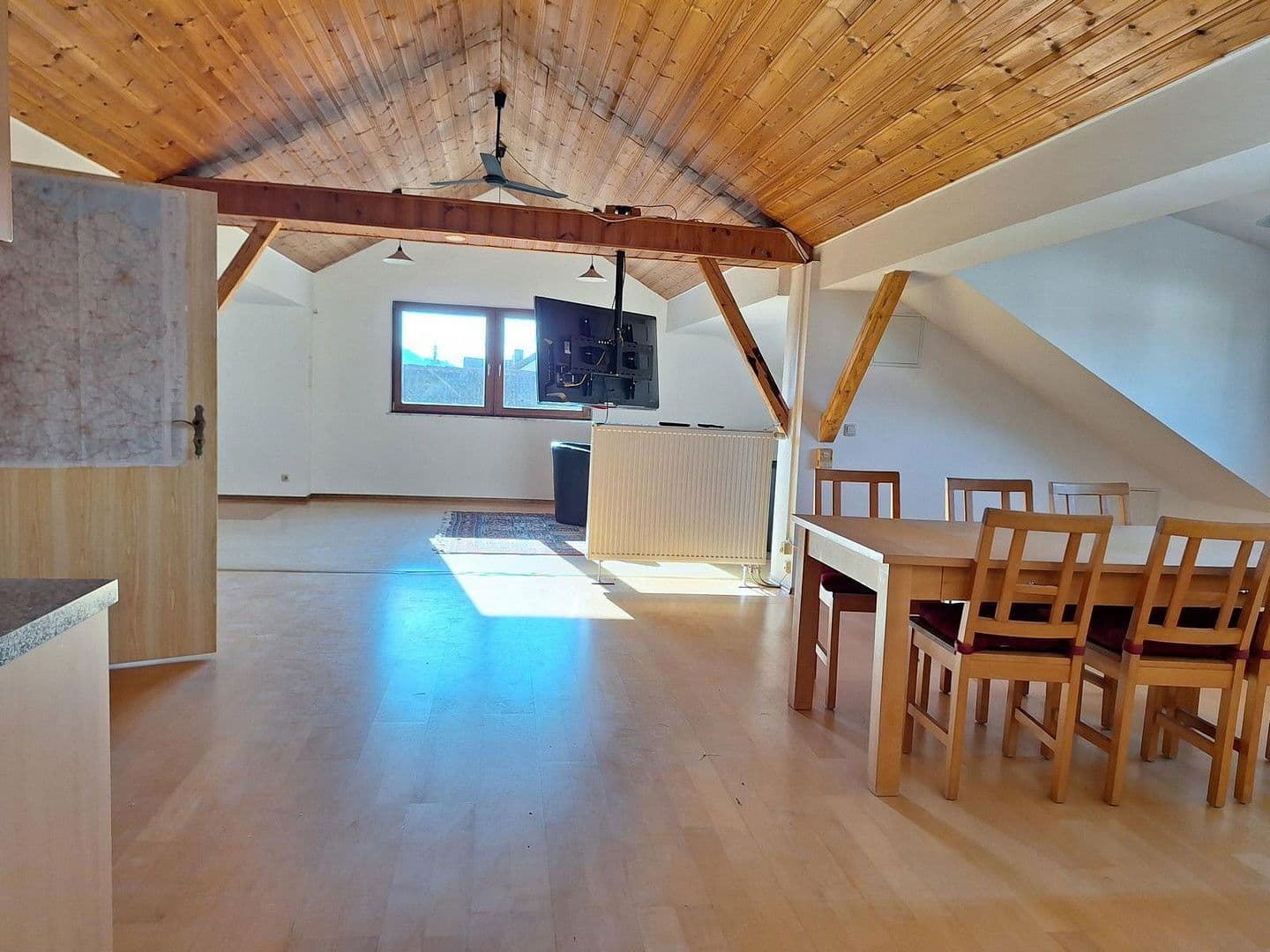Prodej domu 383 m², pozemek 1.457 m², Schwaigener Str. 28, Mamming, Bavorsko Prodej domu 383 m², pozemek 1.457 m², Schwaigener Str. 28, Mamming, Bavorsko