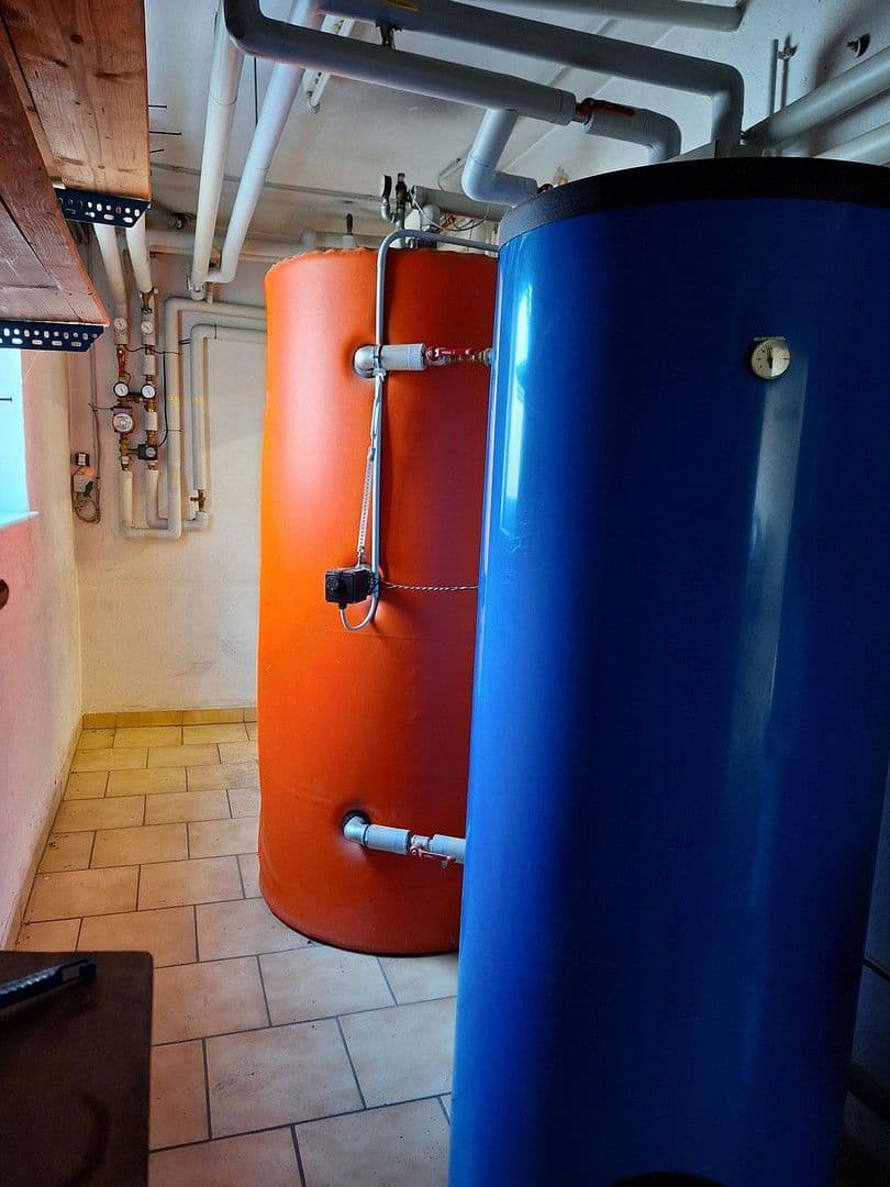 Prodej domu 383 m², pozemek 1.457 m², Schwaigener Str. 28, Mamming, Bavorsko Prodej domu 383 m², pozemek 1.457 m², Schwaigener Str. 28, Mamming, Bavorsko