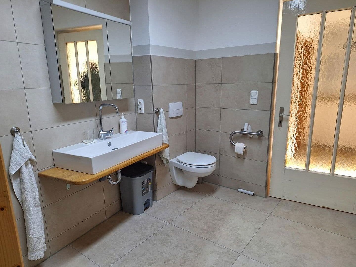 Prodej domu 383 m², pozemek 1.457 m², Schwaigener Str. 28, Mamming, Bavorsko Prodej domu 383 m², pozemek 1.457 m², Schwaigener Str. 28, Mamming, Bavorsko