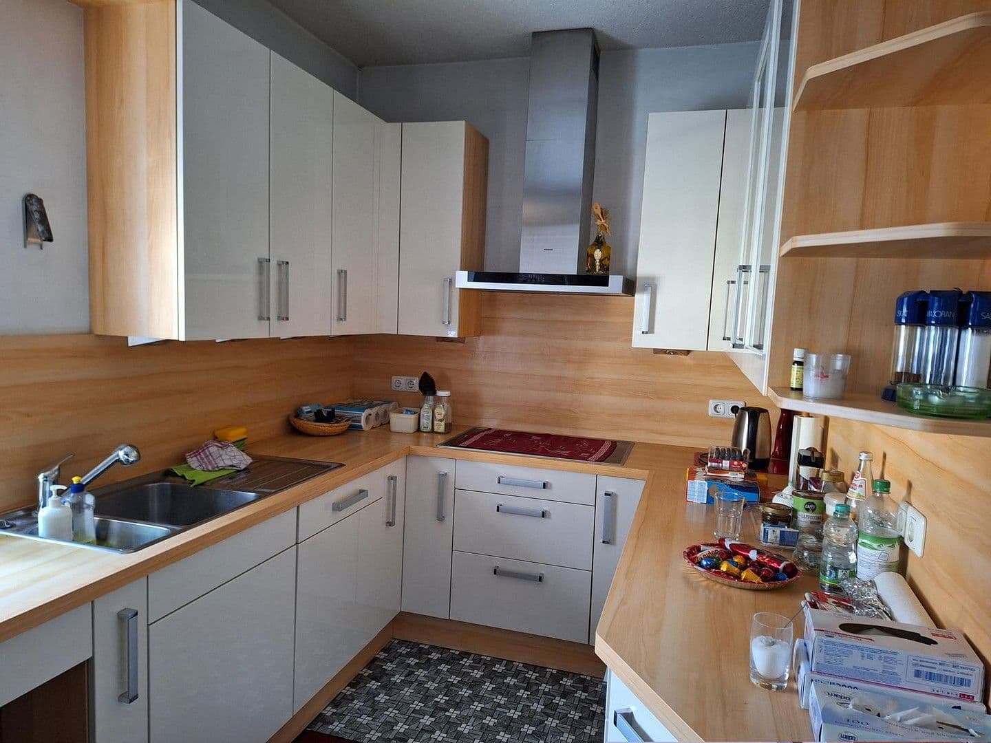 Prodej domu 383 m², pozemek 1.457 m², Schwaigener Str. 28, Mamming, Bavorsko Prodej domu 383 m², pozemek 1.457 m², Schwaigener Str. 28, Mamming, Bavorsko