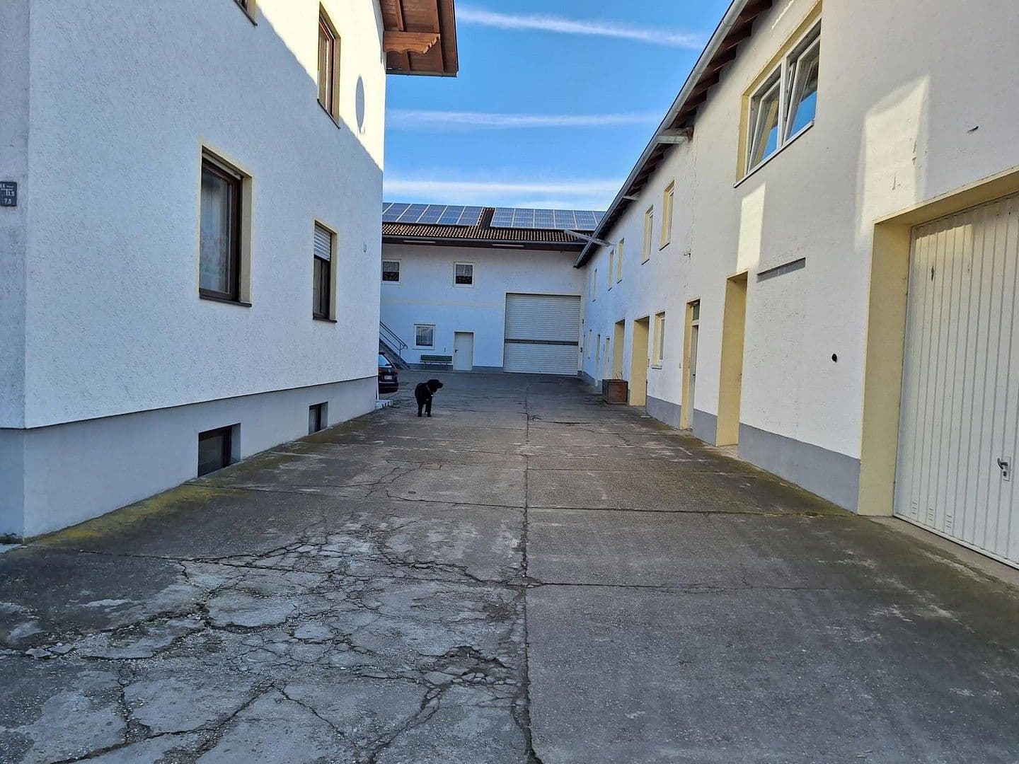 Prodej domu 383 m², pozemek 1.457 m², Schwaigener Str. 28, Mamming, Bavorsko Prodej domu 383 m², pozemek 1.457 m², Schwaigener Str. 28, Mamming, Bavorsko