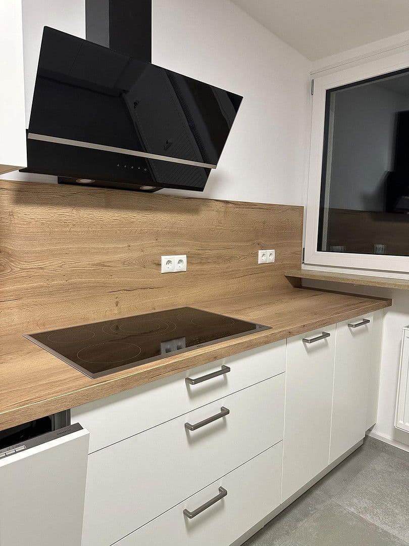 Pronájem bytu 4+1 94 m², Badstr. 131, Egloffstein, Bavorsko Pronájem bytu 4+1 94 m², Badstr. 131, Egloffstein, Bavorsko