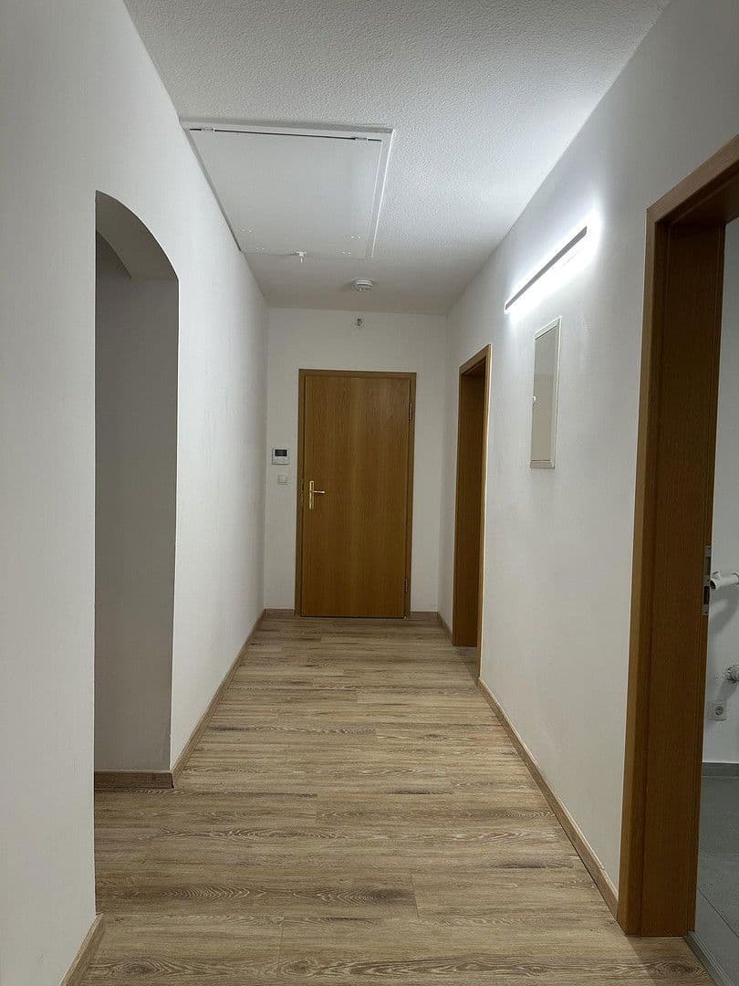 Pronájem bytu 4+1 94 m², Badstr. 131, Egloffstein, Bavorsko Pronájem bytu 4+1 94 m², Badstr. 131, Egloffstein, Bavorsko