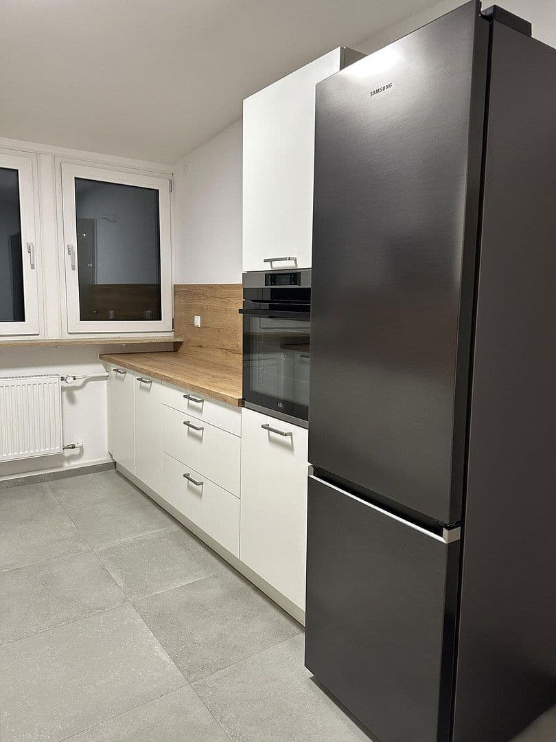 Pronájem bytu 4+1 94 m², Badstr. 131, Egloffstein, Bavorsko Pronájem bytu 4+1 94 m², Badstr. 131, Egloffstein, Bavorsko