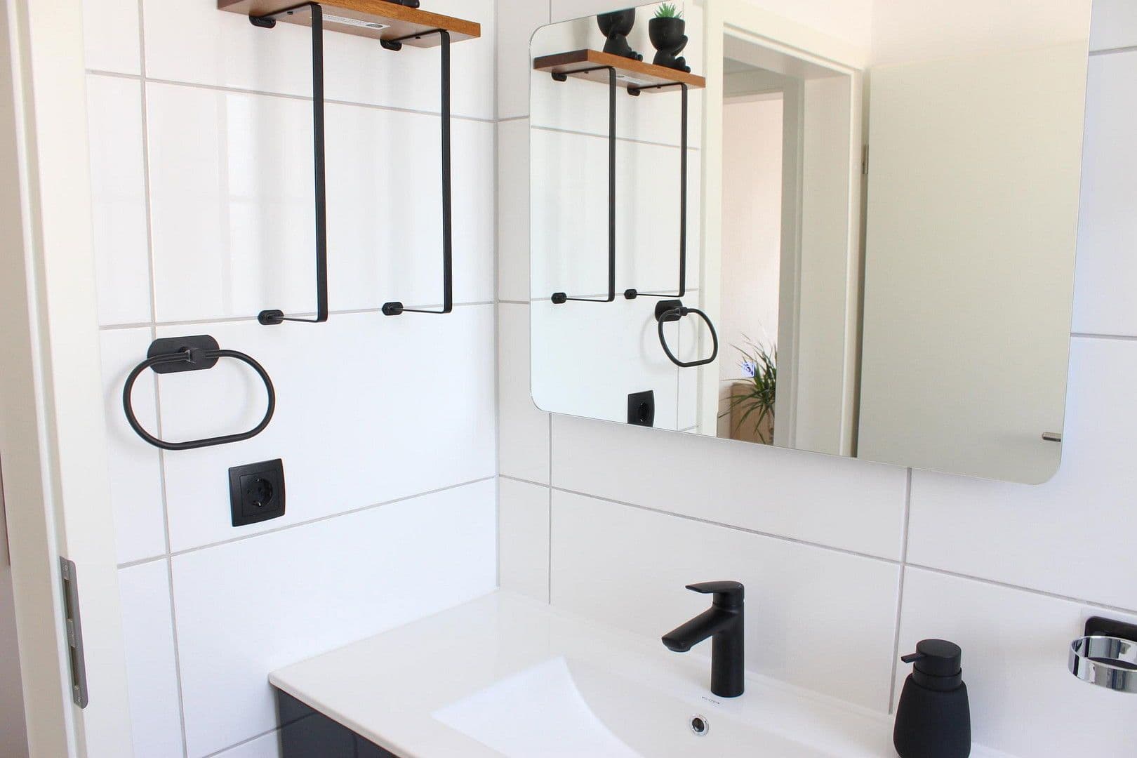 Pronájem bytu 13 m², Lemgo, Severní Porýní-Vestfálsko Pronájem bytu 13 m², Lemgo, Severní Porýní-Vestfálsko