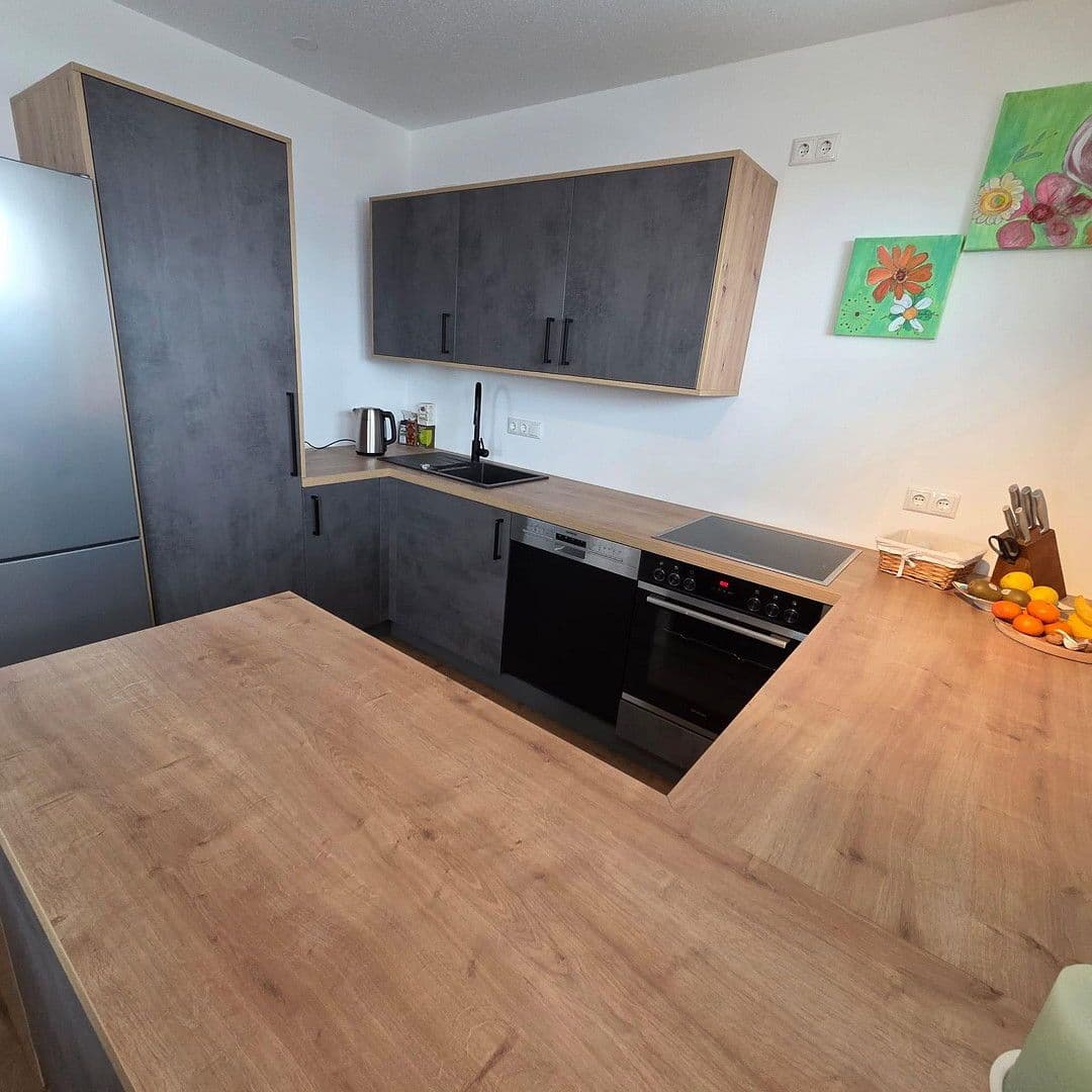 Pronájem bytu 3+1 77 m², Reinerbachweg 12, Siegsdorf / Hörgering, Bavorsko Pronájem bytu 3+1 77 m², Reinerbachweg 12, Siegsdorf / Hörgering, Bavorsko