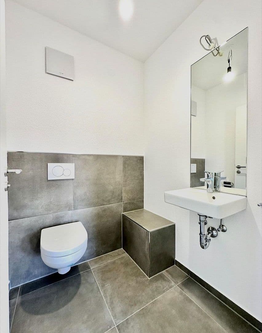 Pronájem bytu 3+1 77 m², Reinerbachweg 12, Siegsdorf / Hörgering, Bavorsko Pronájem bytu 3+1 77 m², Reinerbachweg 12, Siegsdorf / Hörgering, Bavorsko