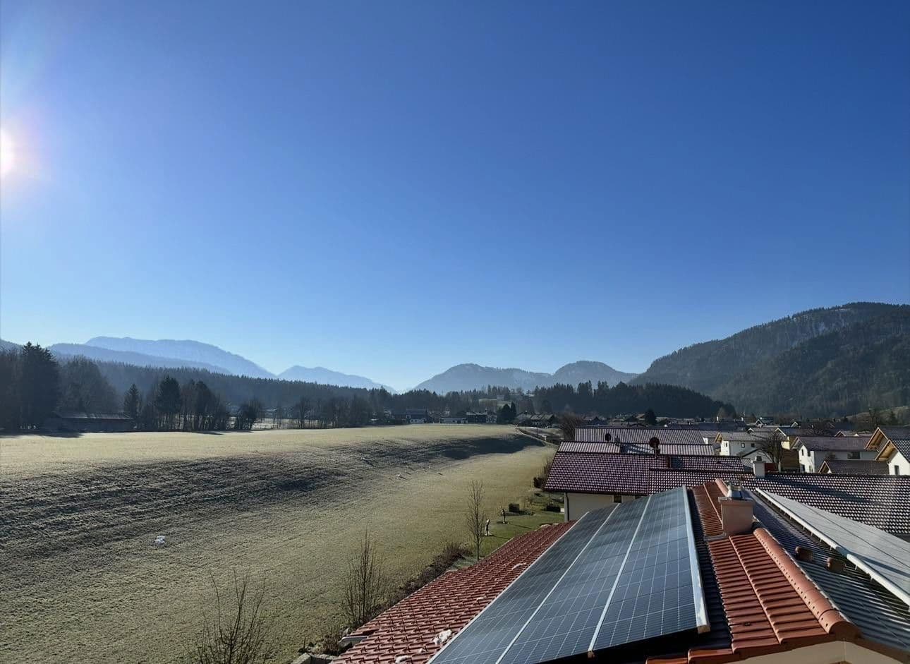 Pronájem bytu 3+1 77 m², Reinerbachweg 12, Siegsdorf / Hörgering, Bavorsko Pronájem bytu 3+1 77 m², Reinerbachweg 12, Siegsdorf / Hörgering, Bavorsko