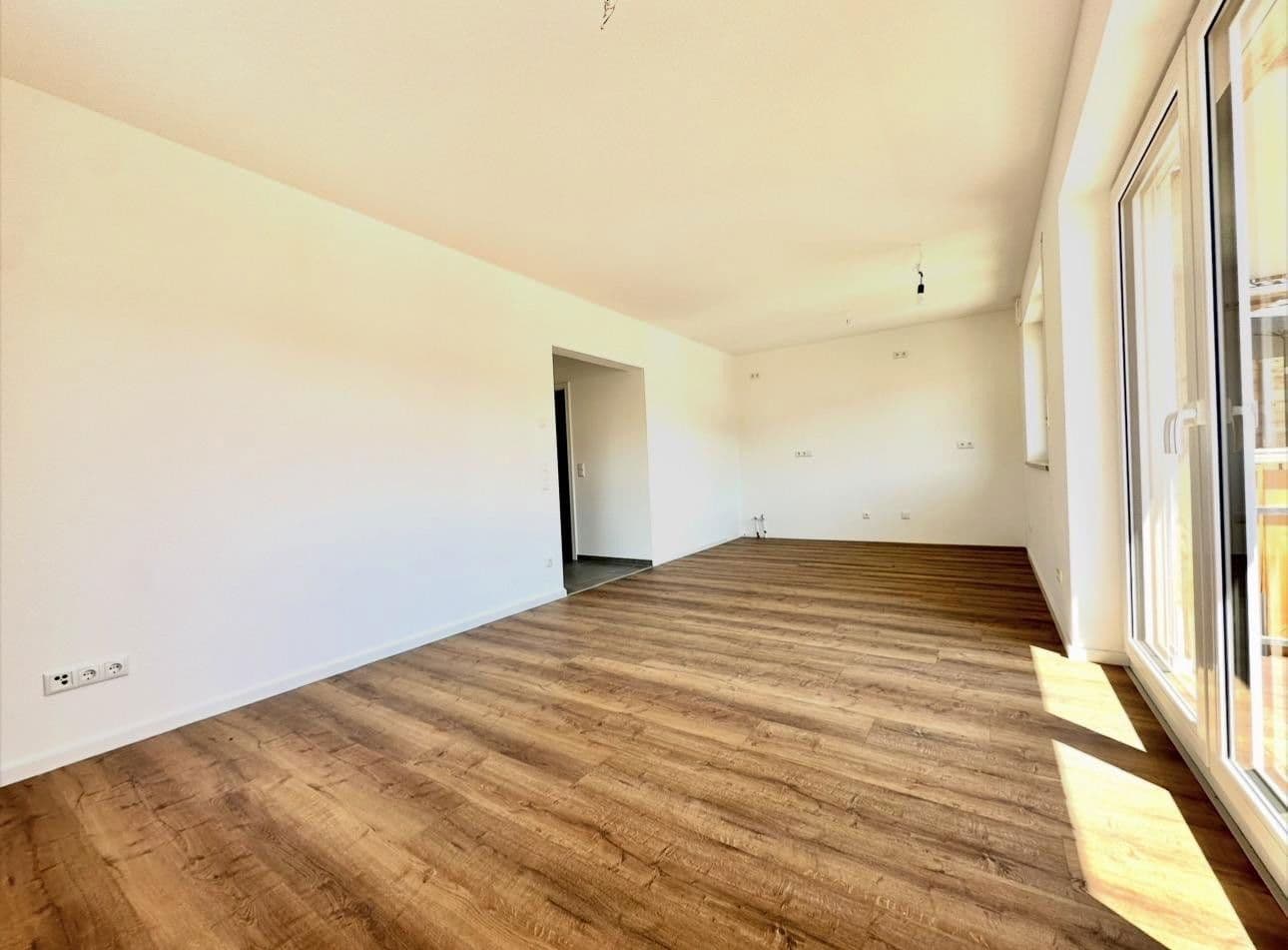 Pronájem bytu 3+1 77 m², Reinerbachweg 12, Siegsdorf / Hörgering, Bavorsko Pronájem bytu 3+1 77 m², Reinerbachweg 12, Siegsdorf / Hörgering, Bavorsko