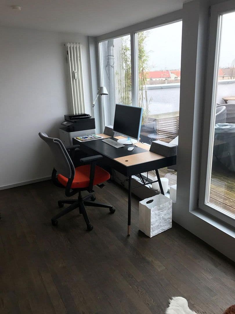 Pronájem bytu 2+kk 121 m², Weidenweg 75, Berlin, Berlín Pronájem bytu 2+kk 121 m², Weidenweg 75, Berlin, Berlín