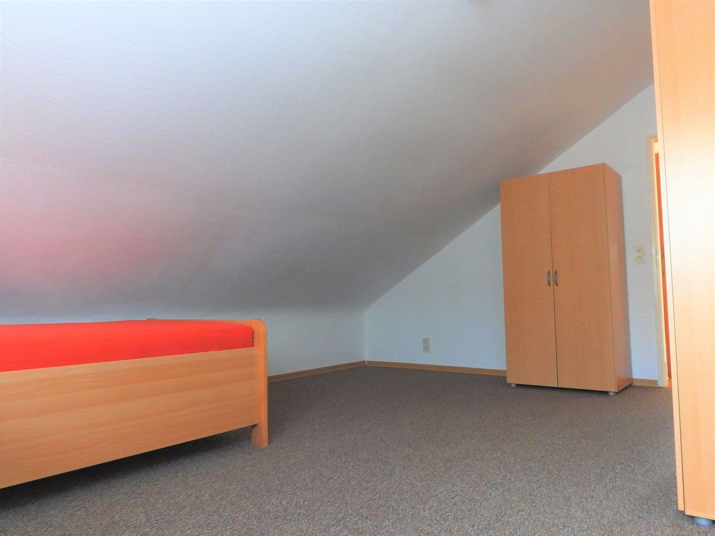 Pronájem bytu 3+1 70 m², Hofheim am Taunus, Hessen Pronájem bytu 3+1 70 m², Hofheim am Taunus, Hessen