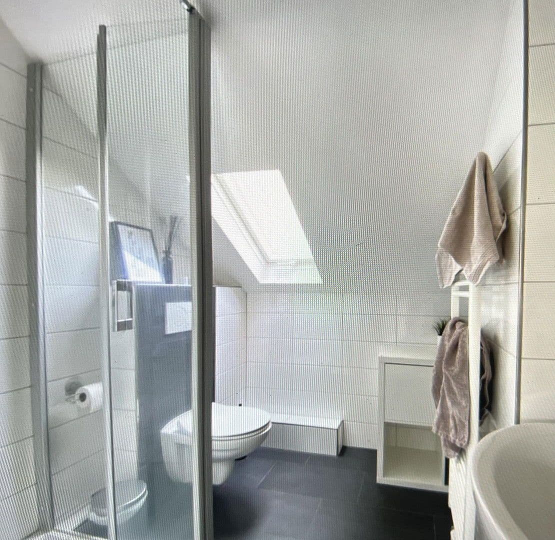 Pronájem bytu 3+1 45 m², Gießen, Hessen Pronájem bytu 3+1 45 m², Gießen, Hessen