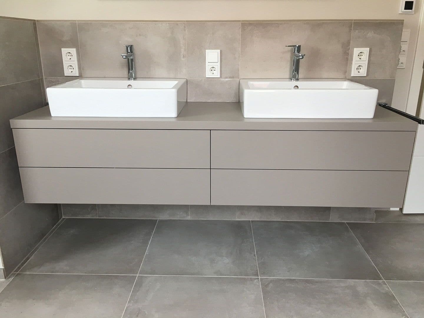 Pronájem domu 201 m², pozemek 436 m², Bad Vilbel, Hessen Pronájem domu 201 m², pozemek 436 m², Bad Vilbel, Hessen