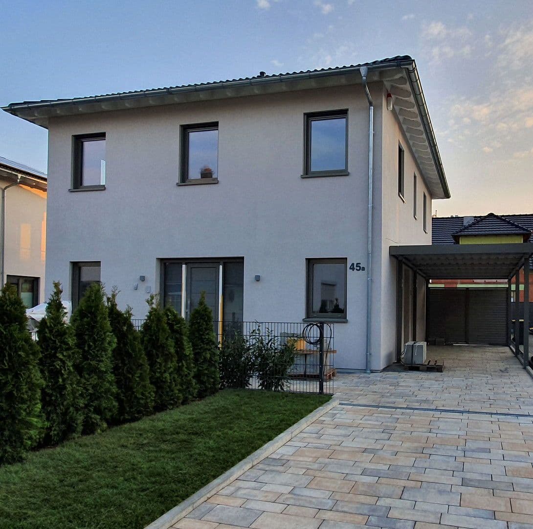 Pronájem domu 201 m², pozemek 436 m², Bad Vilbel, Hessen Pronájem domu 201 m², pozemek 436 m², Bad Vilbel, Hessen