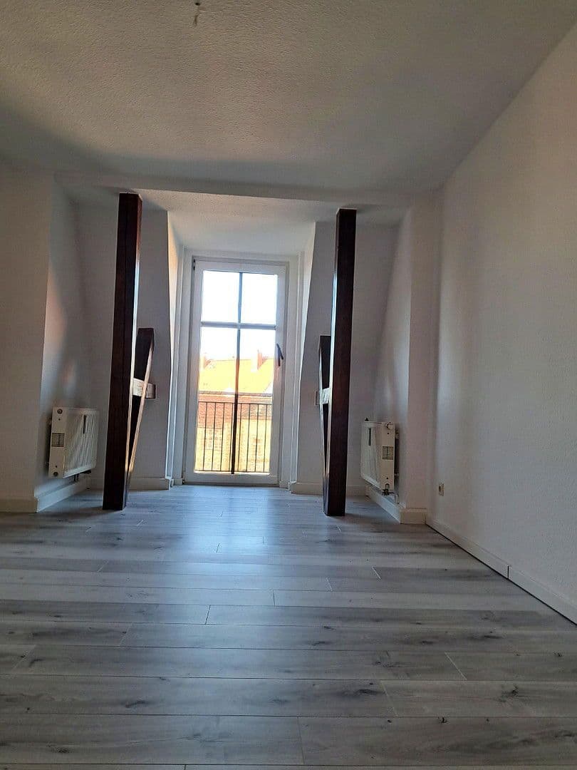 Pronájem bytu 3+1 73 m², Biesnitzer Str. 72, Zhořelec, Sasko Pronájem bytu 3+1 73 m², Biesnitzer Str. 72, Zhořelec, Sasko