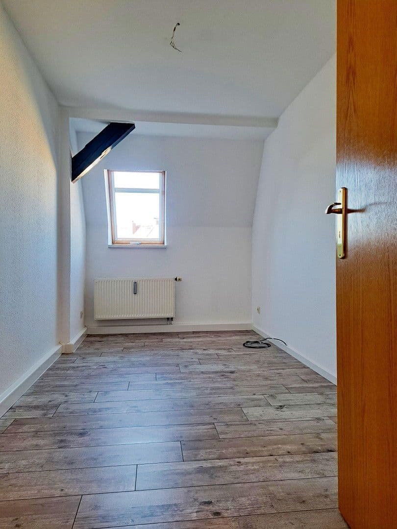 Pronájem bytu 3+1 73 m², Biesnitzer Str. 72, Zhořelec, Sasko Pronájem bytu 3+1 73 m², Biesnitzer Str. 72, Zhořelec, Sasko