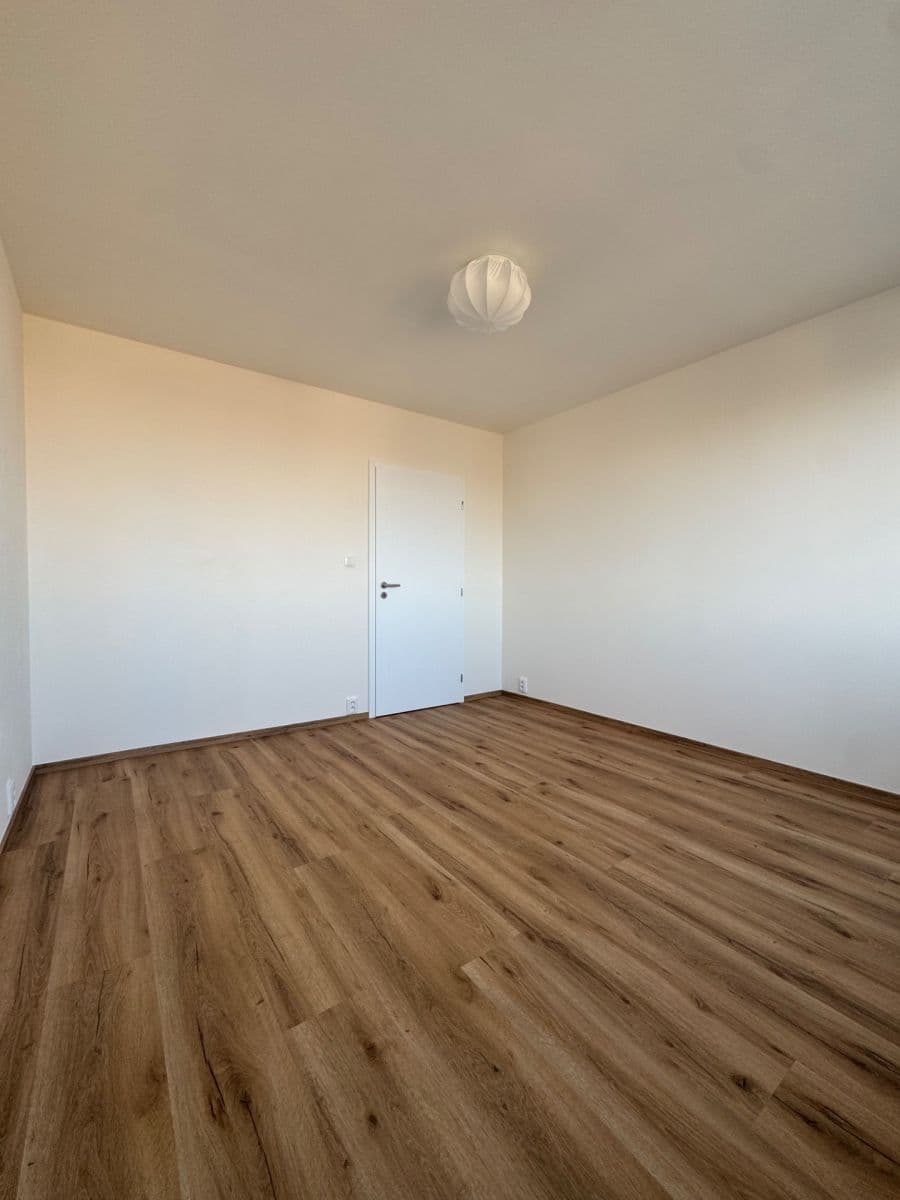 Pronájem bytu 3+1 65 m², Kahovská, Praha, Praha Pronájem bytu 3+1 65 m², Kahovská, Praha, Praha
