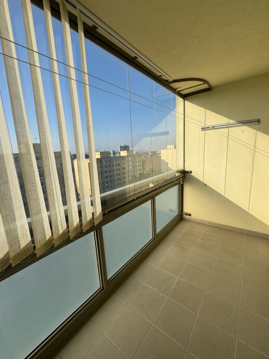 Pronájem bytu 3+1 65 m², Kahovská, Praha, Praha Pronájem bytu 3+1 65 m², Kahovská, Praha, Praha